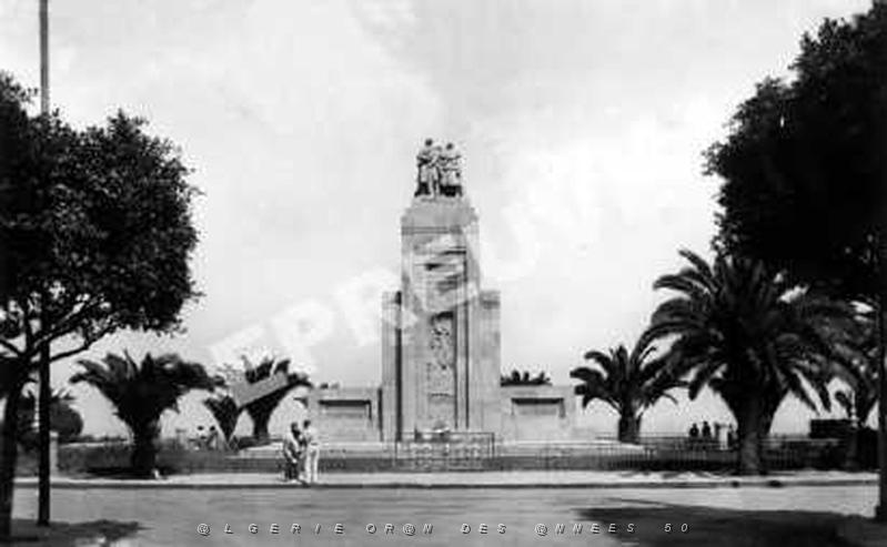 FM d- 14- Monument aux morts.jpg